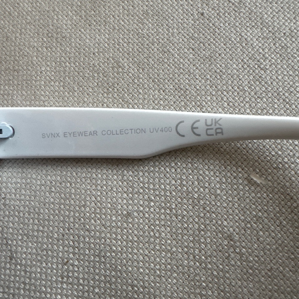 White Rectangular Sunglasses - Picture 2 of 2